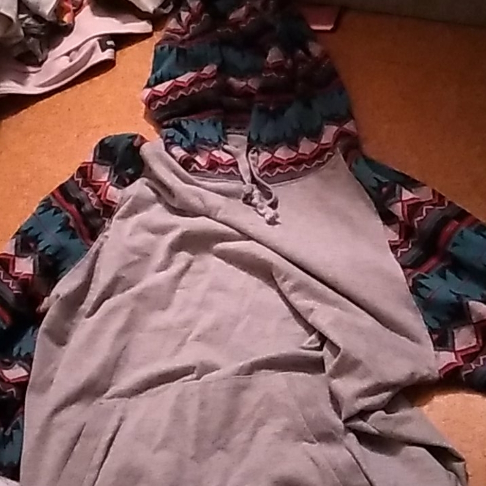 Book sweater